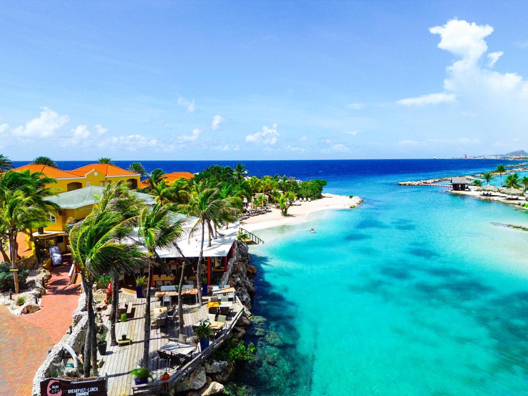 The Royal Sea Aquarium Resort Willemstad Extérieur photo